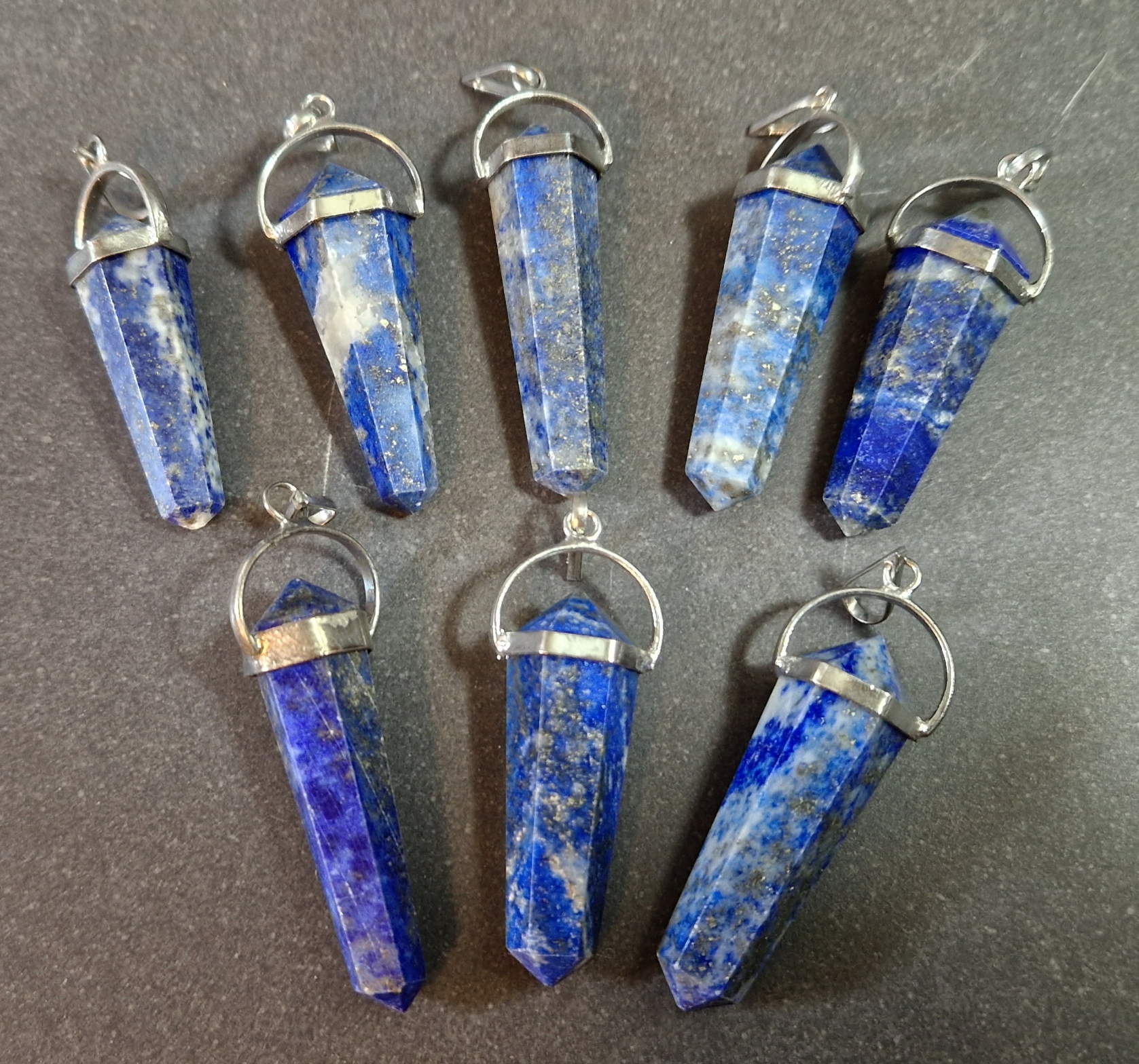 Lapis Lazuli HÄnge med silver topp i metall