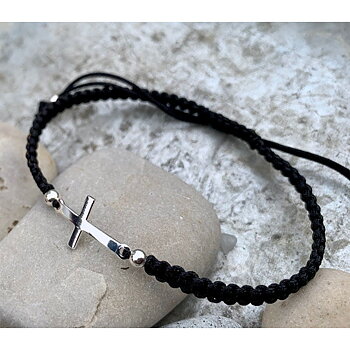 Armband – Kors, svart