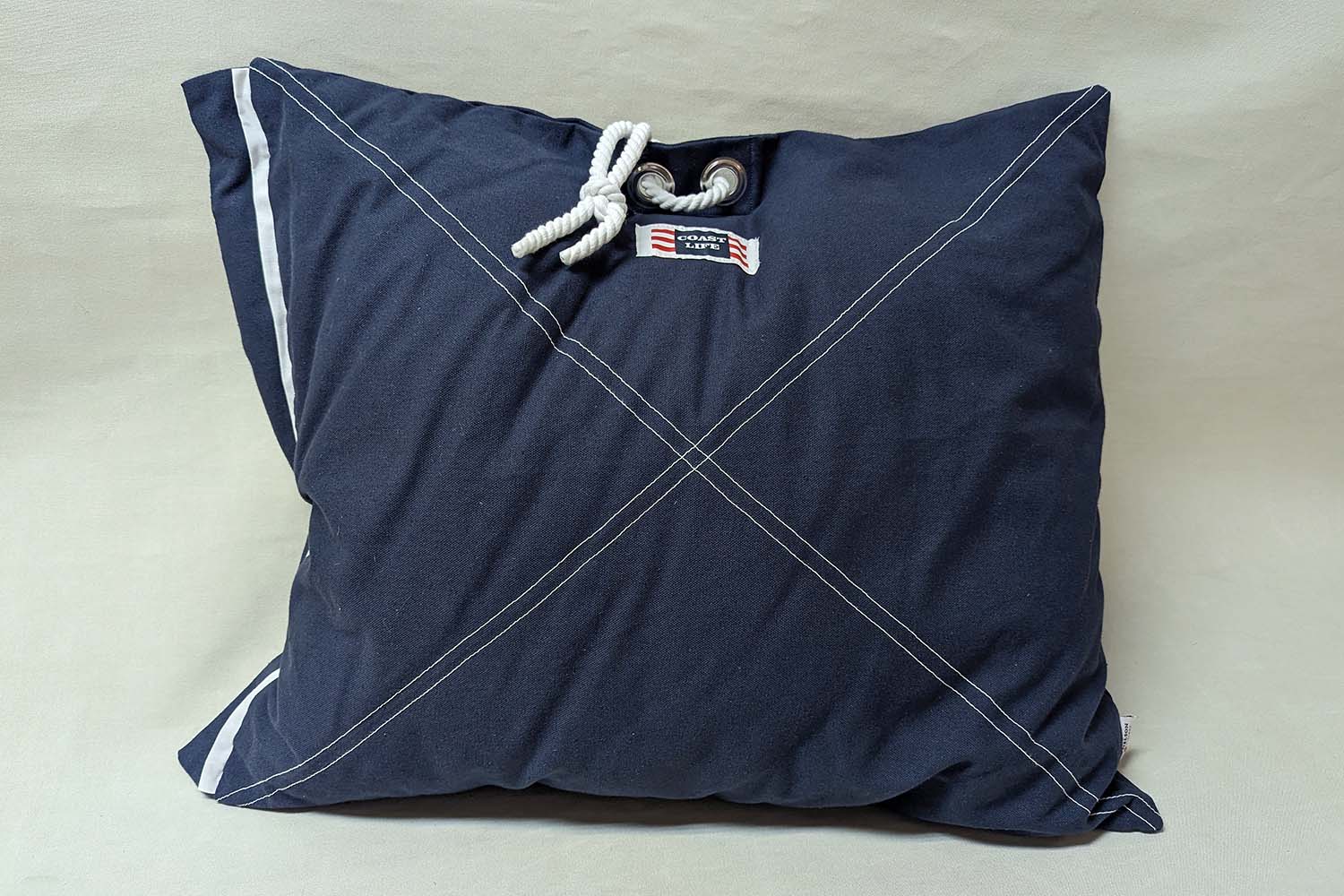 Blue or Red Cushion 50x60 cm - 2