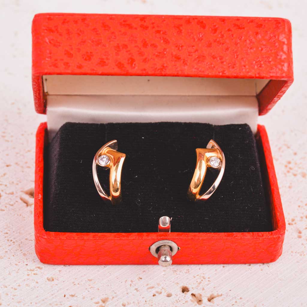 Gold earrings with diamonds 0,10ct, Vintage