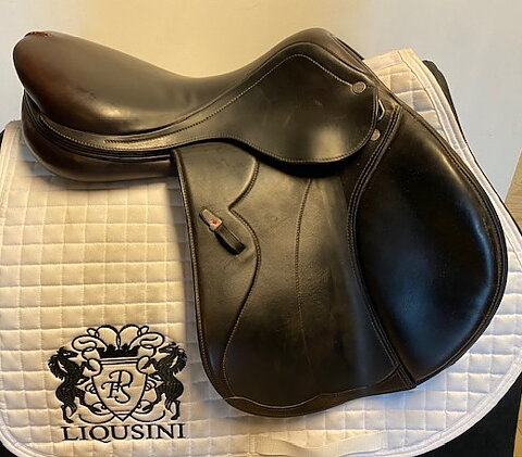 Hoppsadel Equipe Synergy Special 17"