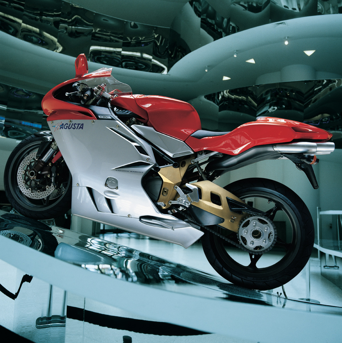 Feb 2025: Supermotors och klassiska MV Agusta! - 8