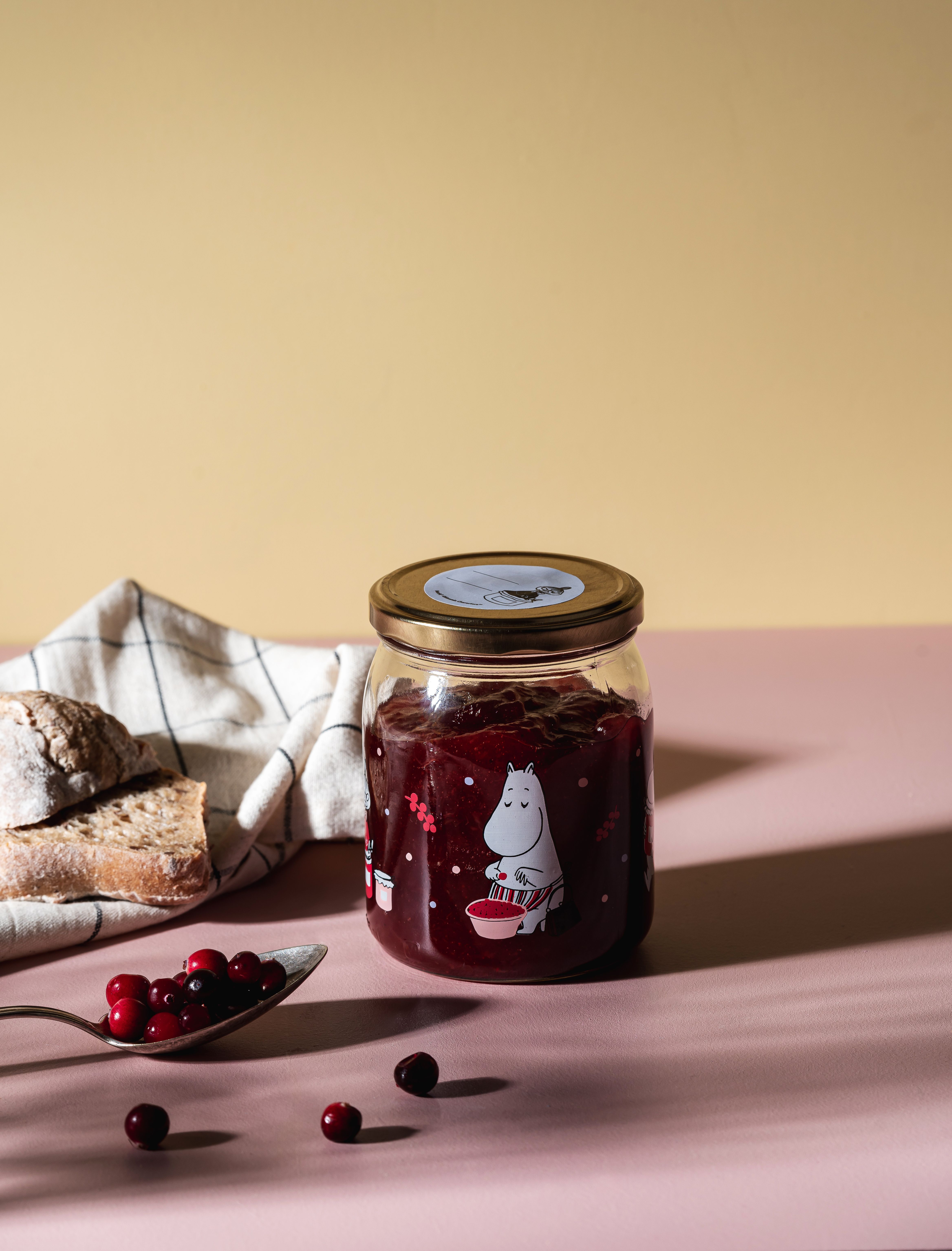 Moomin glass jar 0,5 L - Berries - 2