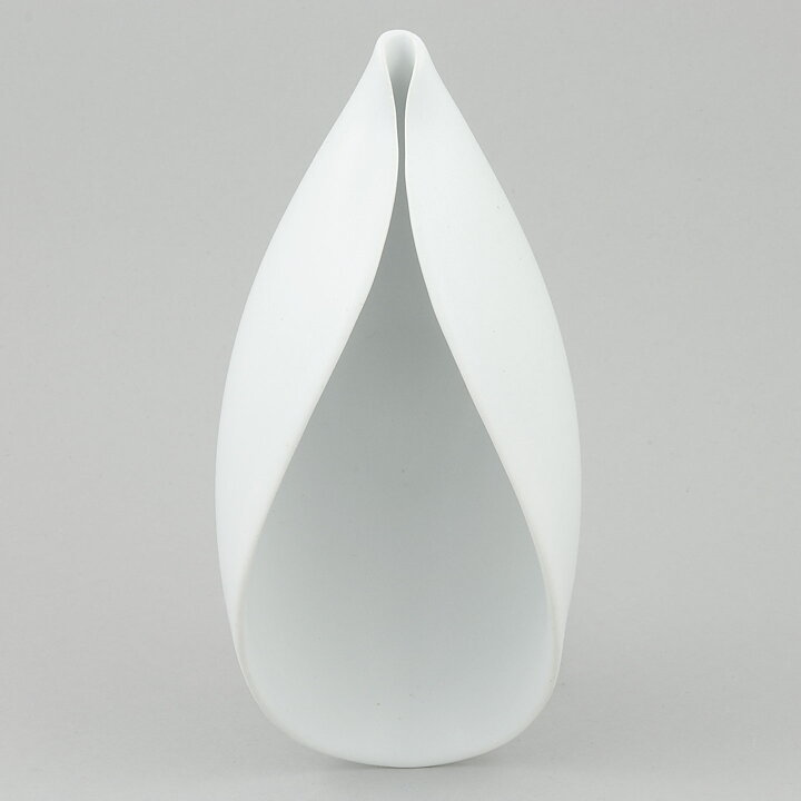 Stig Lindberg (Veckla 1950) White Sculptural Bowl 18 cm (2)