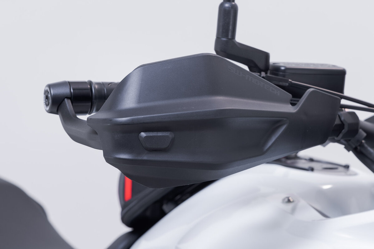 CB750 Hornet 2023-2024 - 3