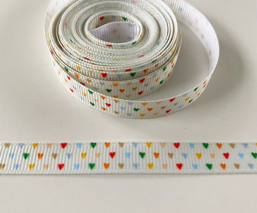 Printed hearts blue green red yellow 10mm