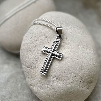 Halssmycke – Hamrat kors Sterling silver  HF39244