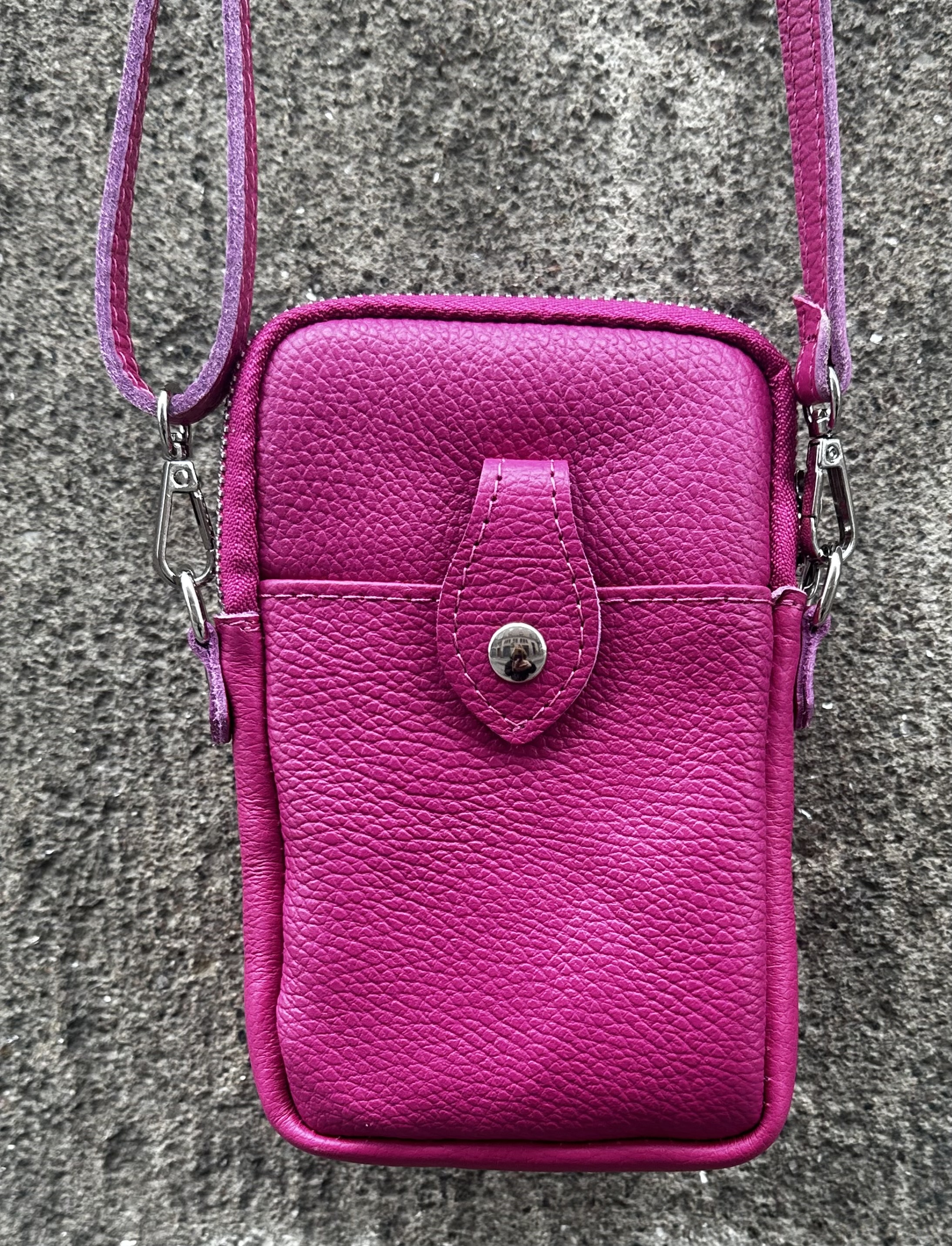 Mobilväska / Reseväska 18,5x13 cm, cerise