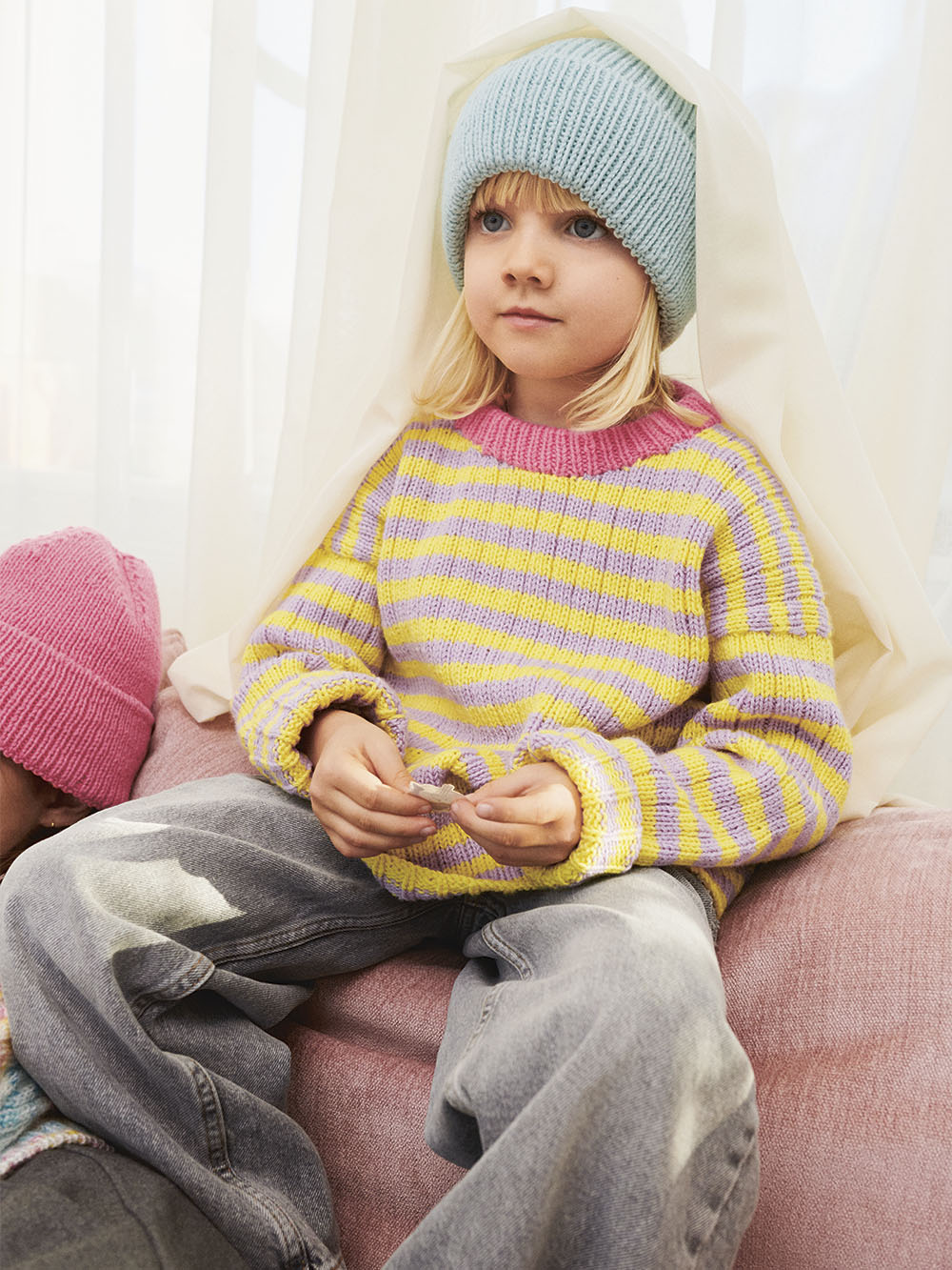 Sandnes Sedrick Sweater Junior 2401_02 (24 m ribb st 4)