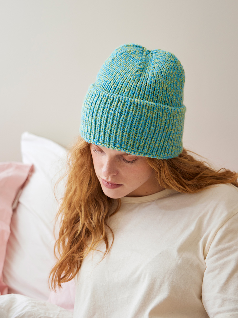 Sandnes Must-Have Beanie 2403_08 (22 m resår st 3,5) - 4