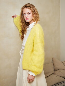 Sandnes Facile Cardigan 2402_01 (13 m st 7)