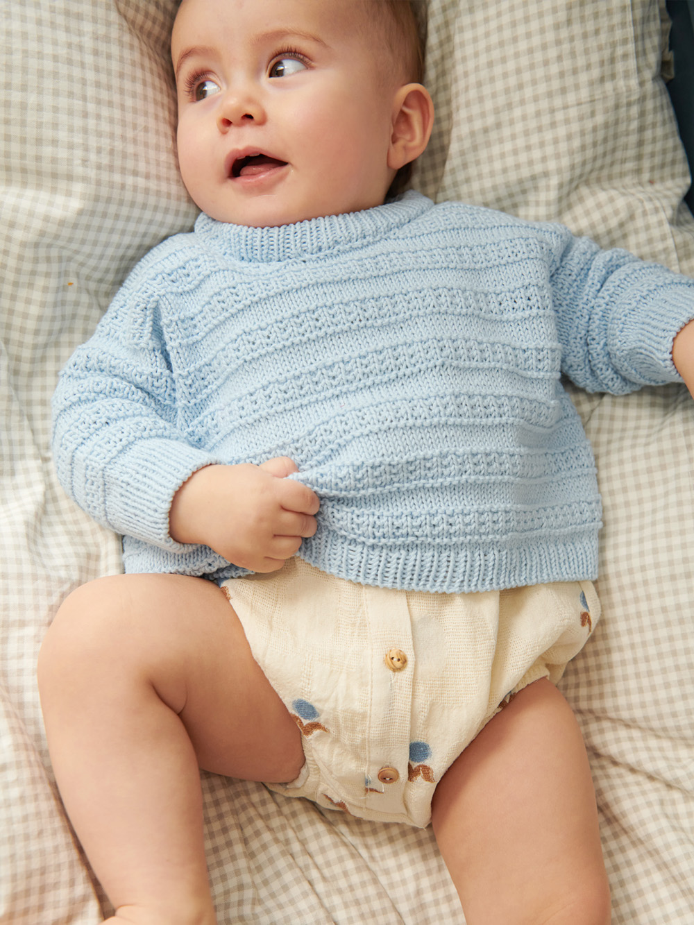 Sandnes Fillip Sweater, Diaper, Pants & Bonnet 2407_01 (27 m st 3) - 4