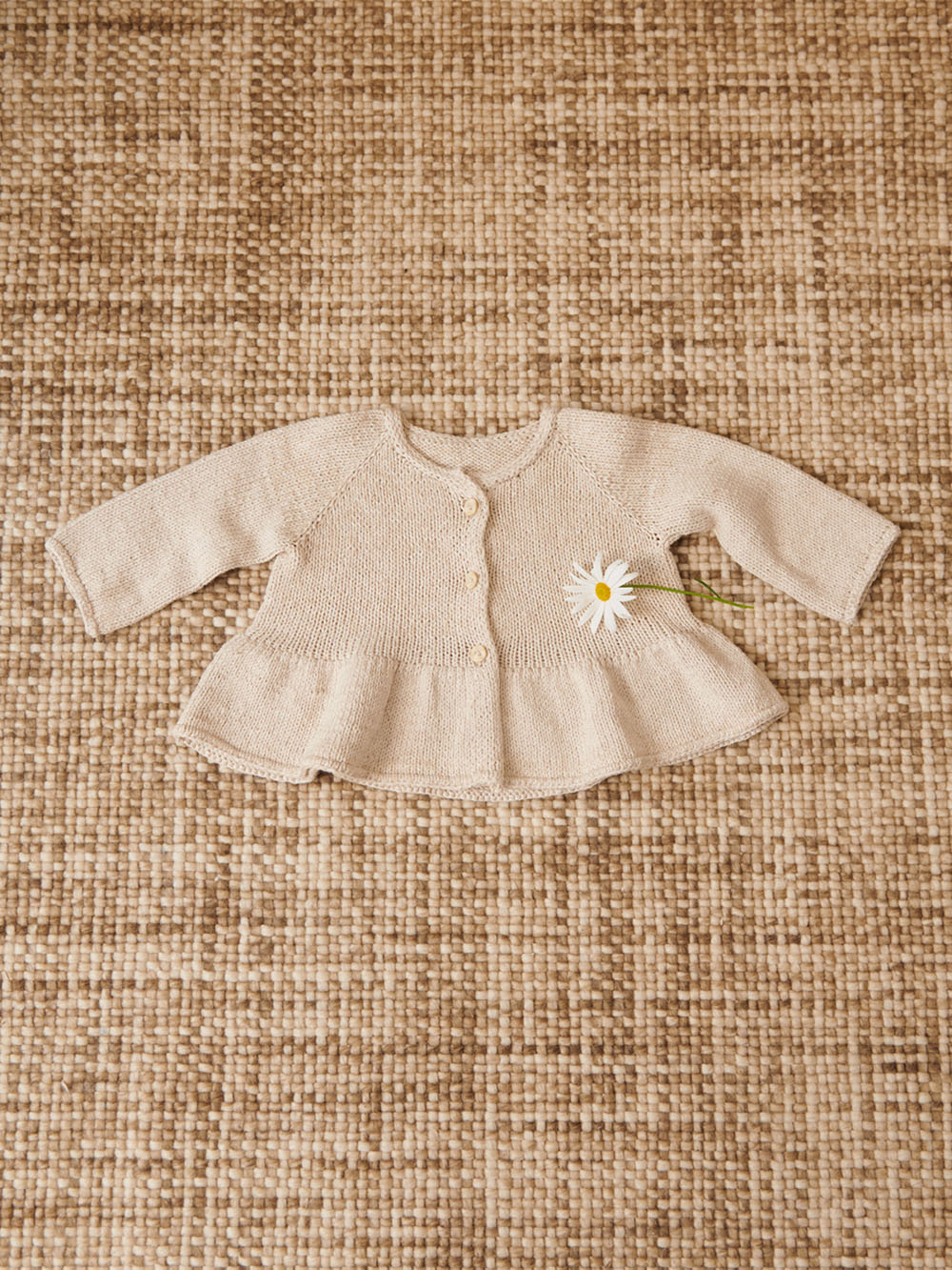 Sandnes Dina Peplum Cardigan Baby 2407_07 (22 m st 3,5) - 4