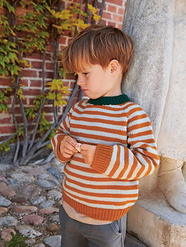 Sandnes South Sweater Junior 2408_03 (20 m st 4)