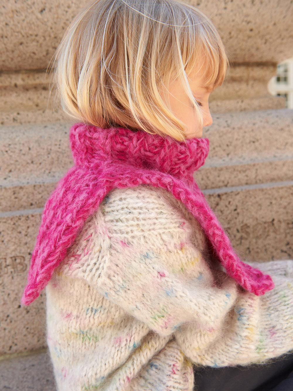 Sandnes Hannah Neck Junior 2408_10 (9 m helpatent st 8) - 2