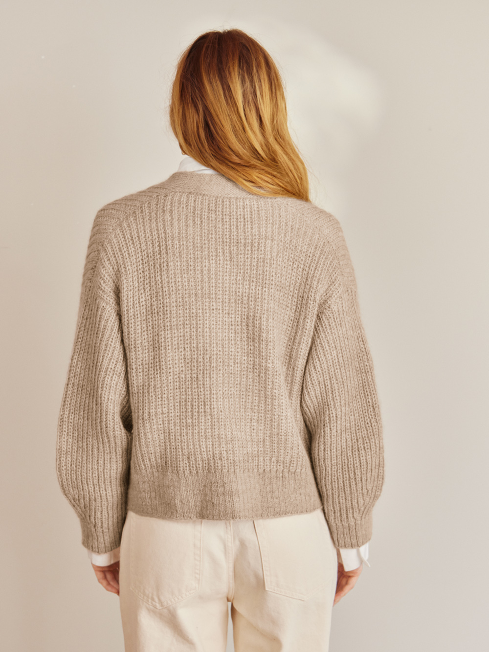 Sandnes Lumen Cardigan 2409_04 (17 m halvpatent st 4) - 3