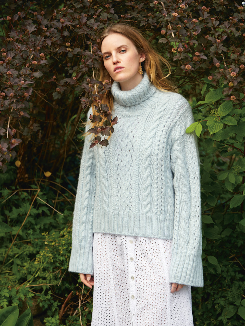 Sandnes Cornelia Sweater 2409_05 (17 m mönster st 4,5) - 2