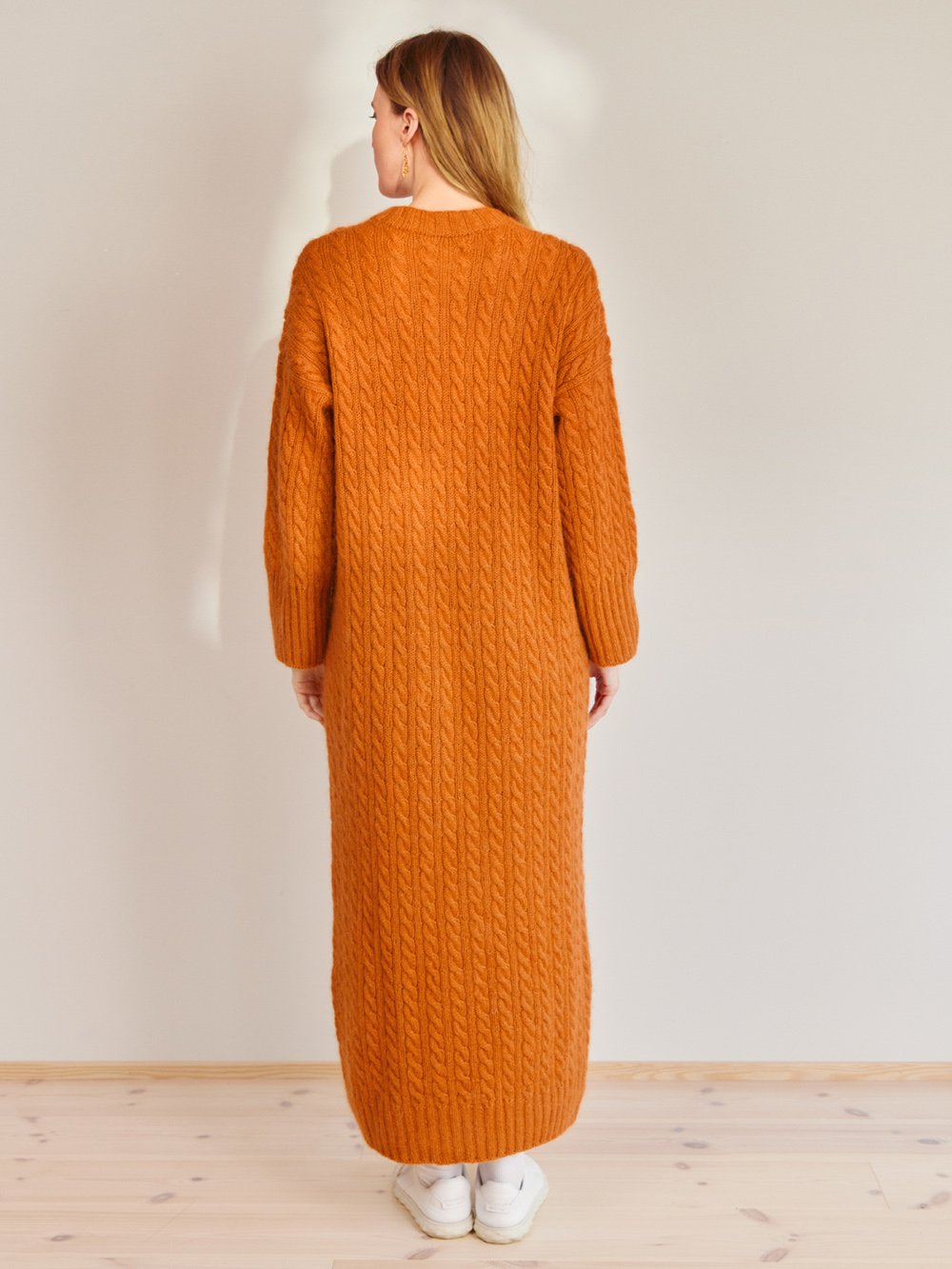 Sandnes Bonnie Dress 2409_11 (25 m mönster st 4) - 5
