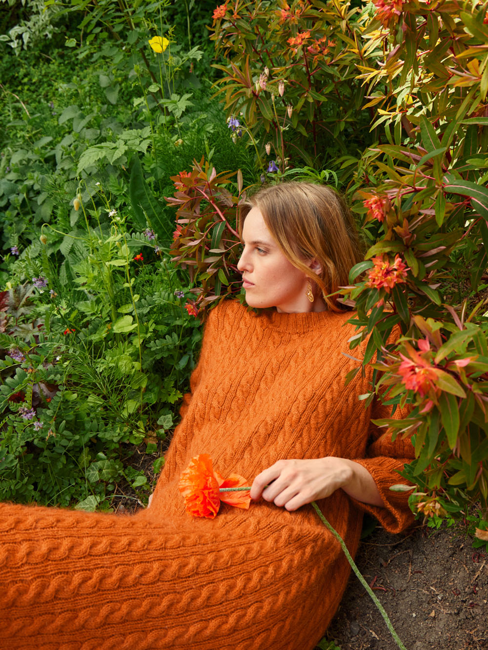 Sandnes Bonnie Dress 2409_11 (25 m mönster st 4) - 3