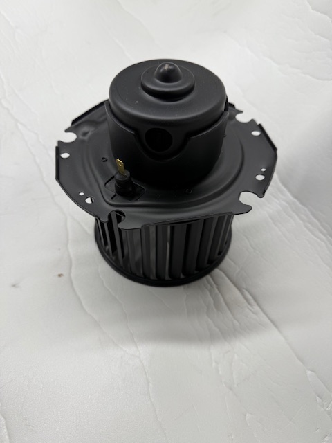 FLÄKTMOTOR - 4