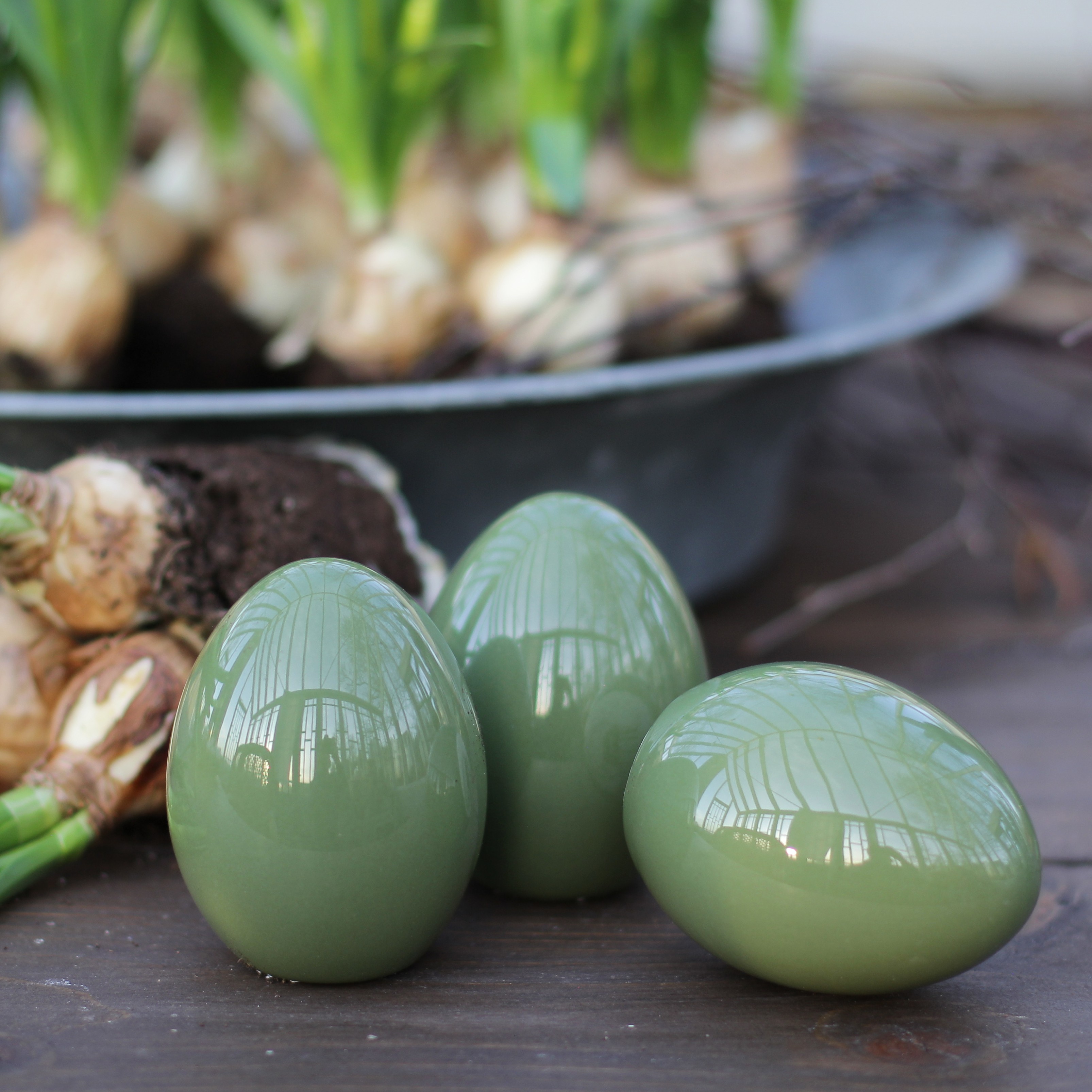 Standing egg - Shiny Green - 2
