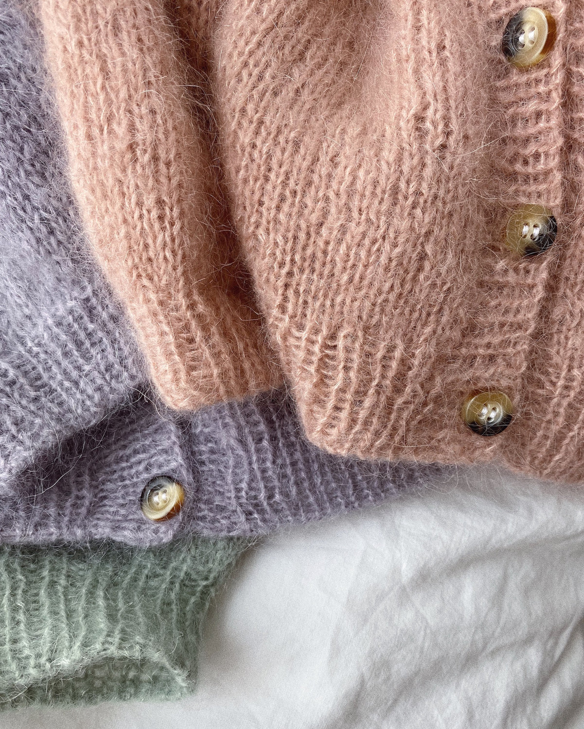 Garn-kit: Novice cardigan mini - Mohair edition  - Garn och PetiteKnit mönster - 3