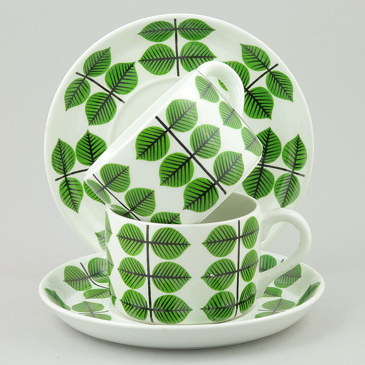 Stig Lindberg (Berså 1961) Two Teacups with Green Leaf Decor 11,5 cm (4)