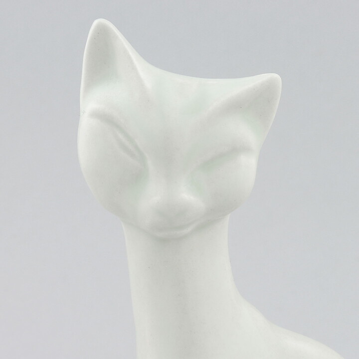 リルモア・マンネルヘイム  白い魅惑的な猫  16cm  1955年
