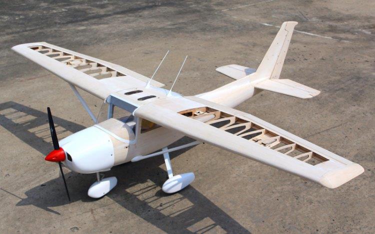 Seagull Cessna 152 Master Scale Edition Aerobat Byggsats 203cm - 12