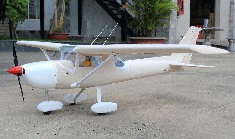 Seagull Cessna 152 Master Scale Edition Aerobat Byggsats 203cm - 4