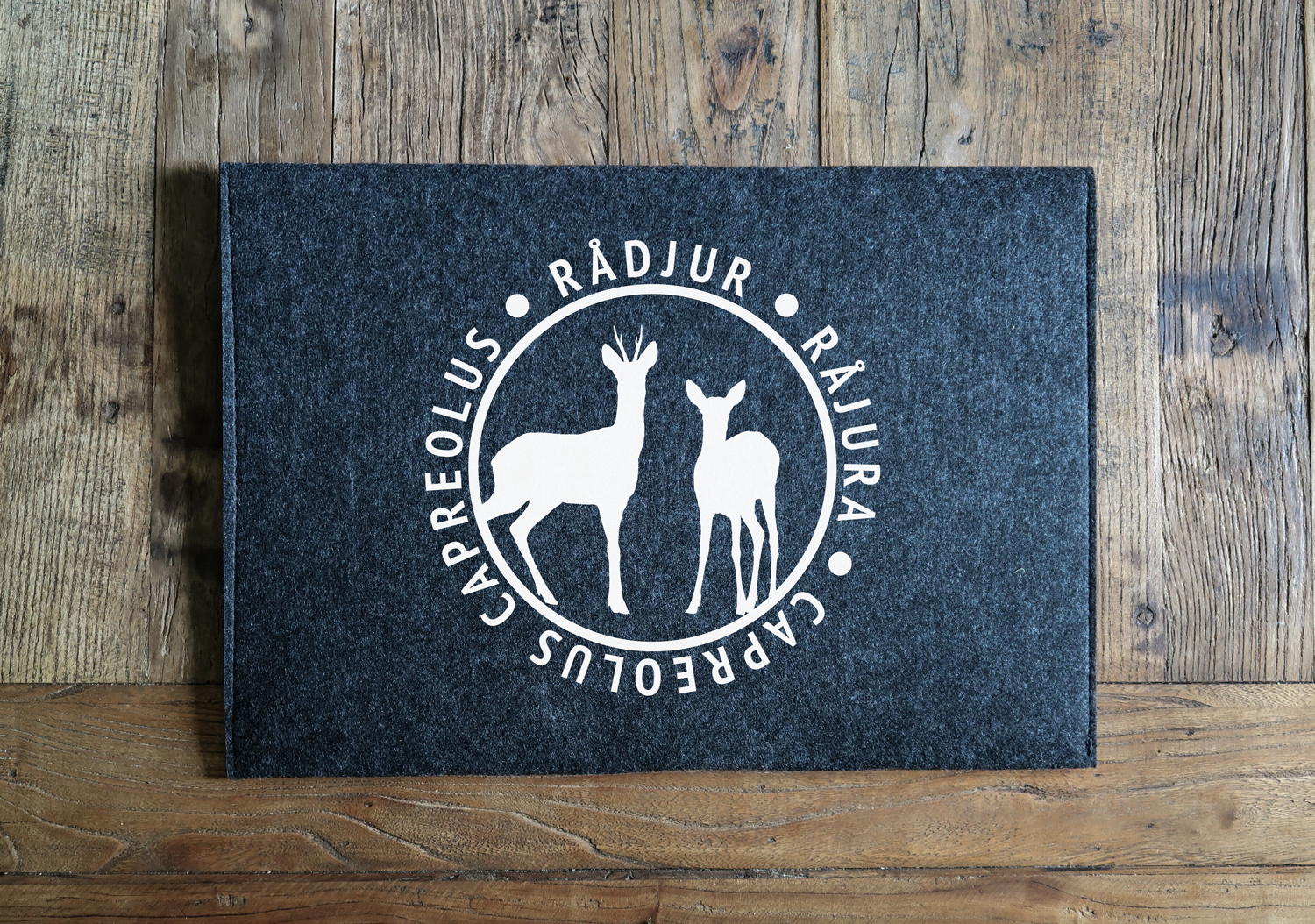 Laptopfodral - Rådjur (capreolus capreolus) II