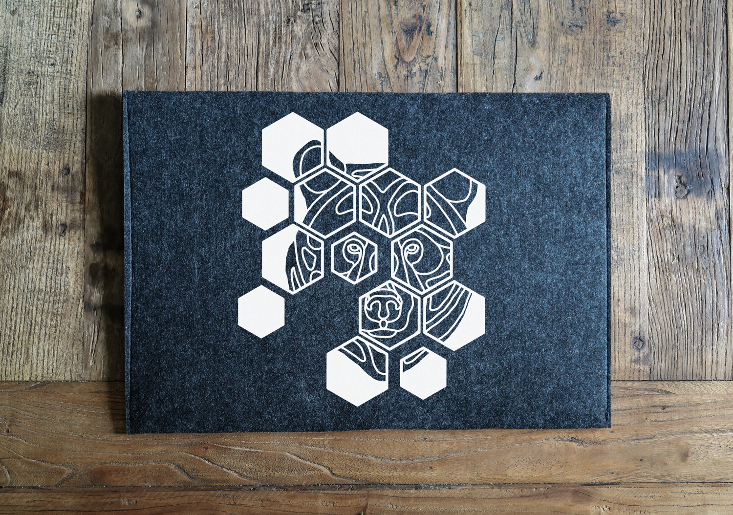 Laptopfodral - Abstrakt Björn cutout