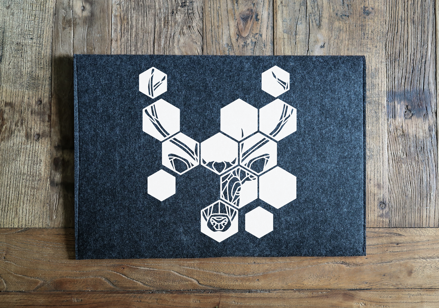 Laptopfodral - Abstrakt Kronhjort cutout
