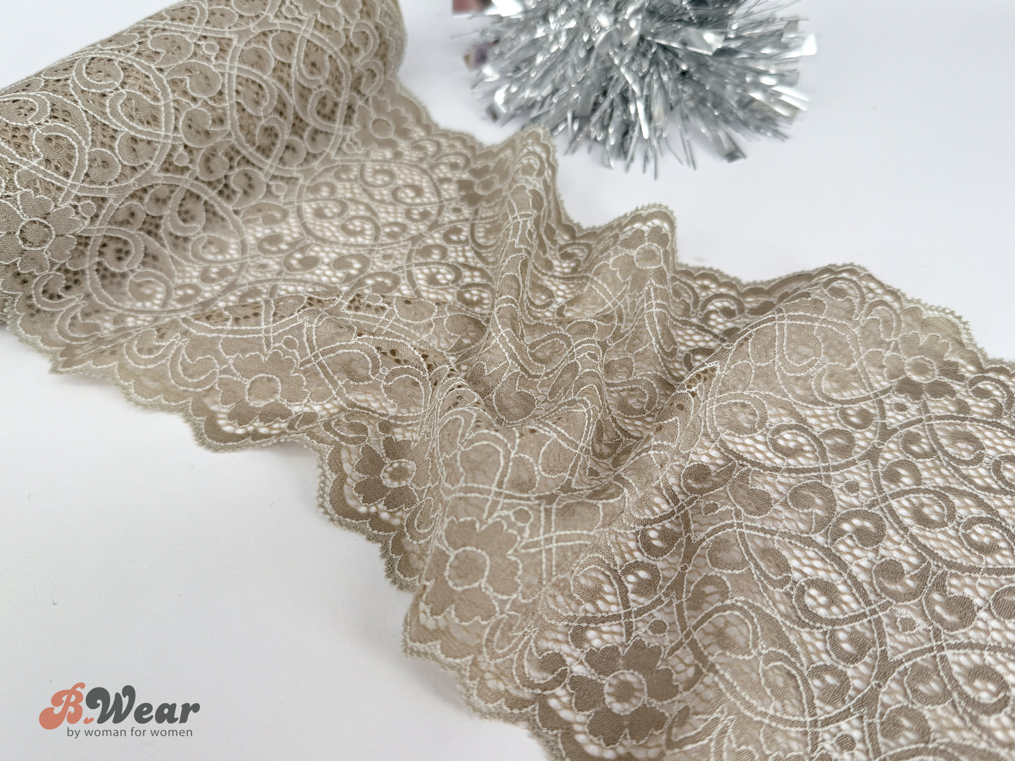 Greige stretch lace - 16 cm