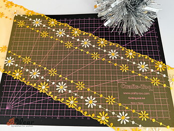 Orange floral non stretch lace - 14 cm