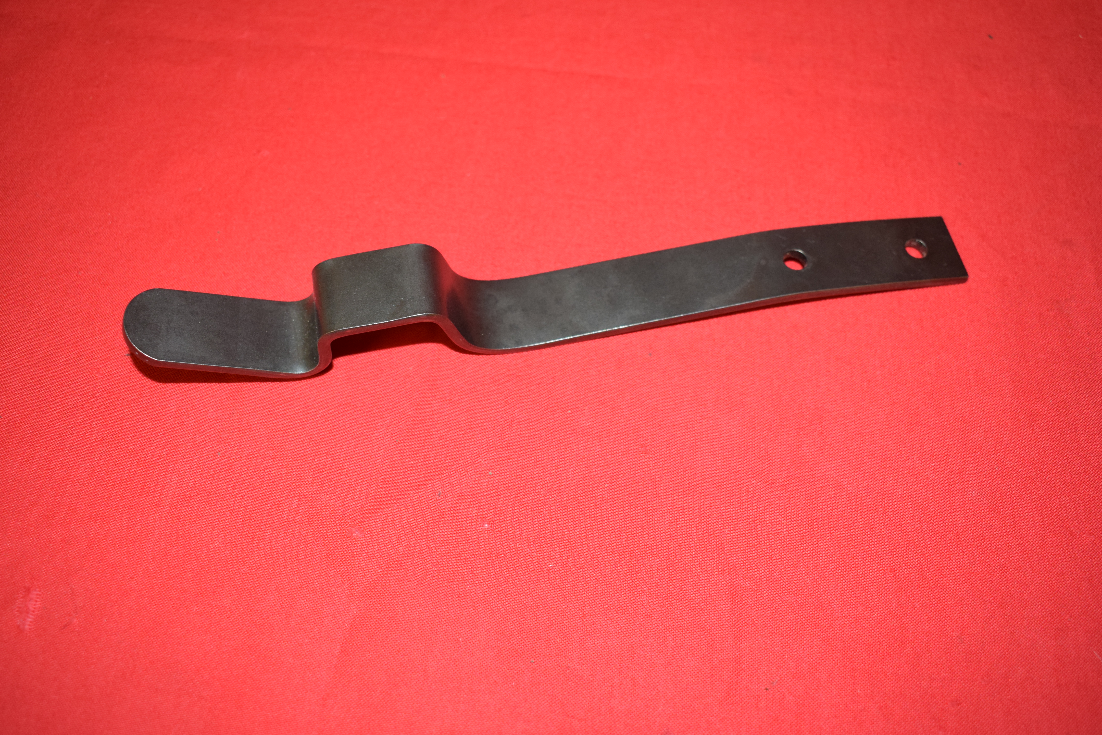 Rear fender stand catch for Henderson Deluxe
