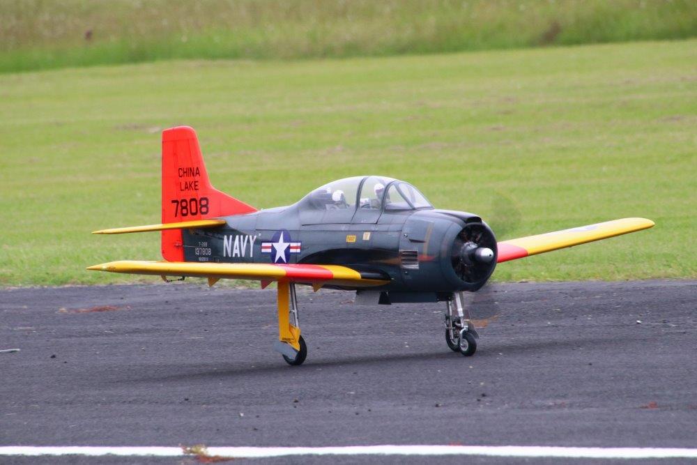 Seagull T-28 Giant Scale 2060mm spv. ARF 35-60cc Grå-gul - 2