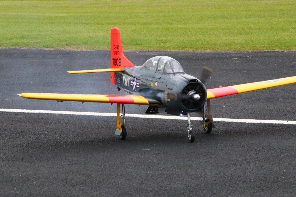 Seagull T-28 Giant Scale 2060mm spv. ARF 35-60cc Grå-gul - 5