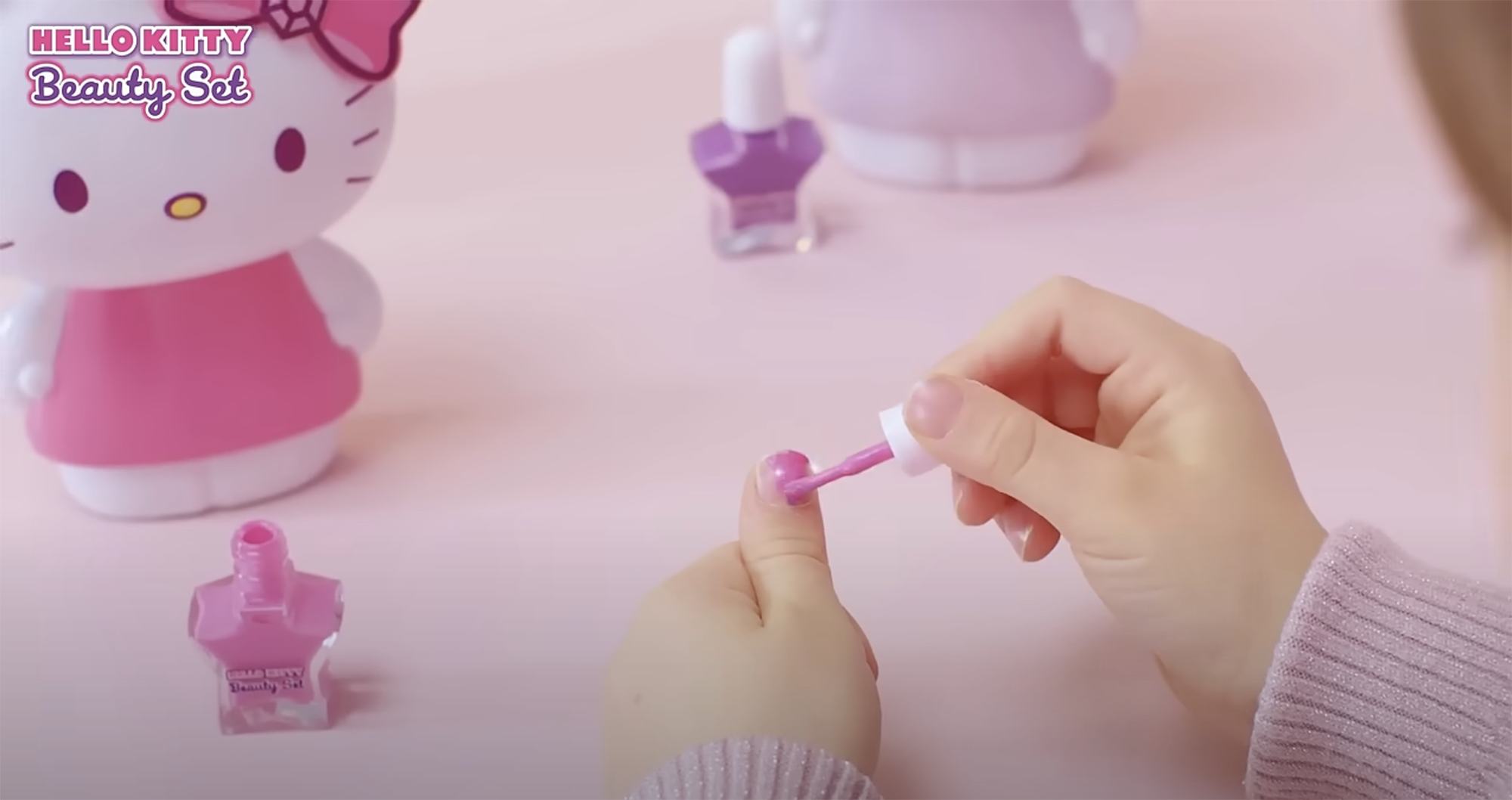 Hello Kitty Beauty Set med 4 st accessoarer - Glamour - 13