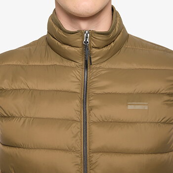 Signal - Jules Vest - Acorn Tabac