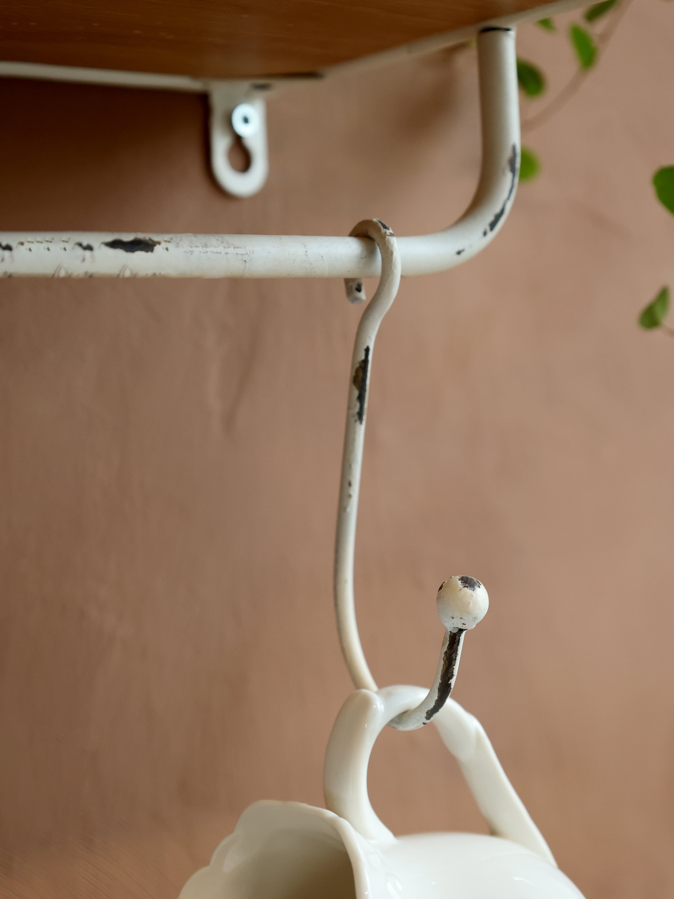 Hylla med krokar - Hylla - H24/L58/B18 cm - Antik Creme - 6