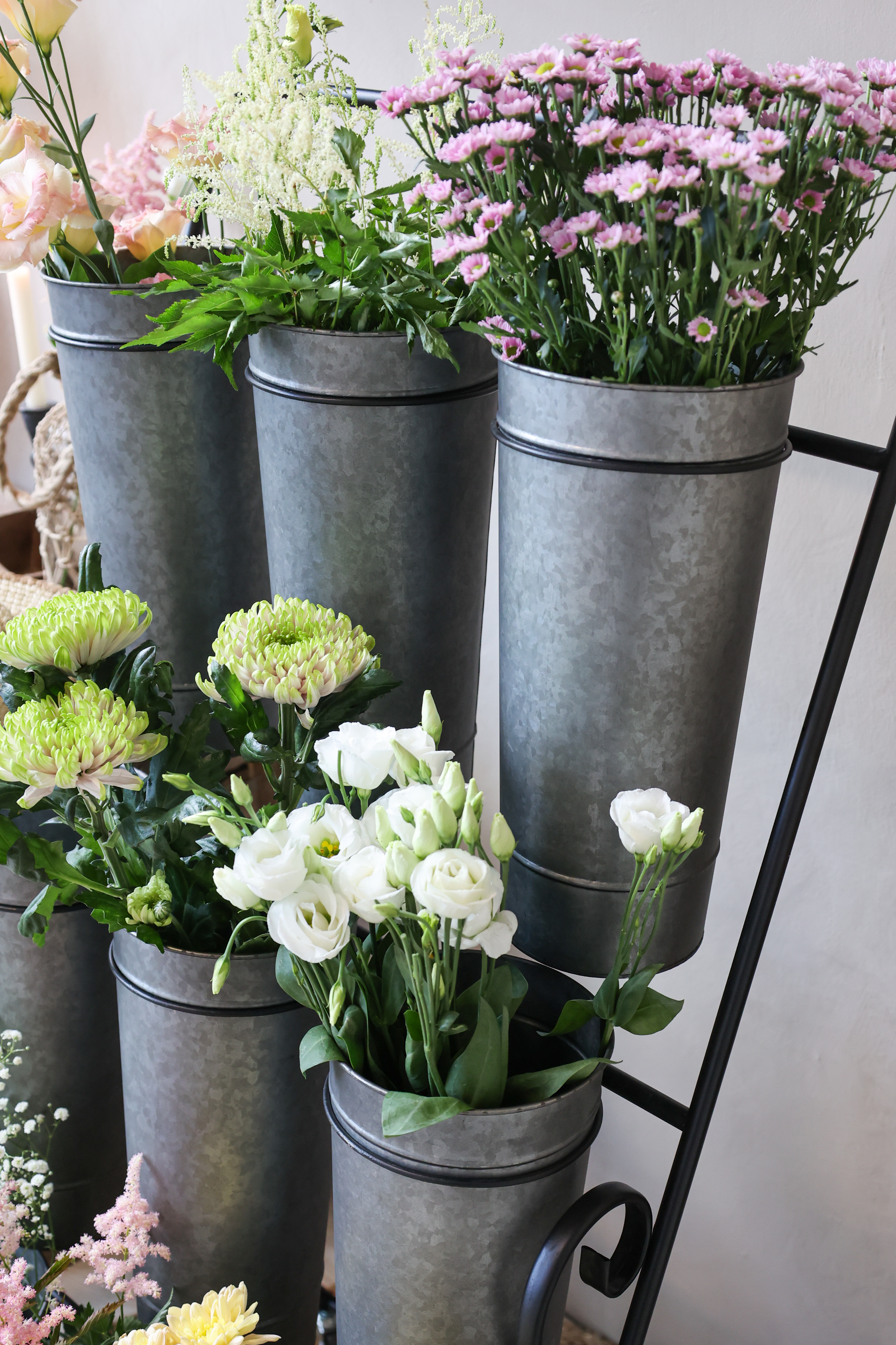 Hylla för blommor med 9 gömmor - H127/L61/B53 cm - Antik Zink - 4