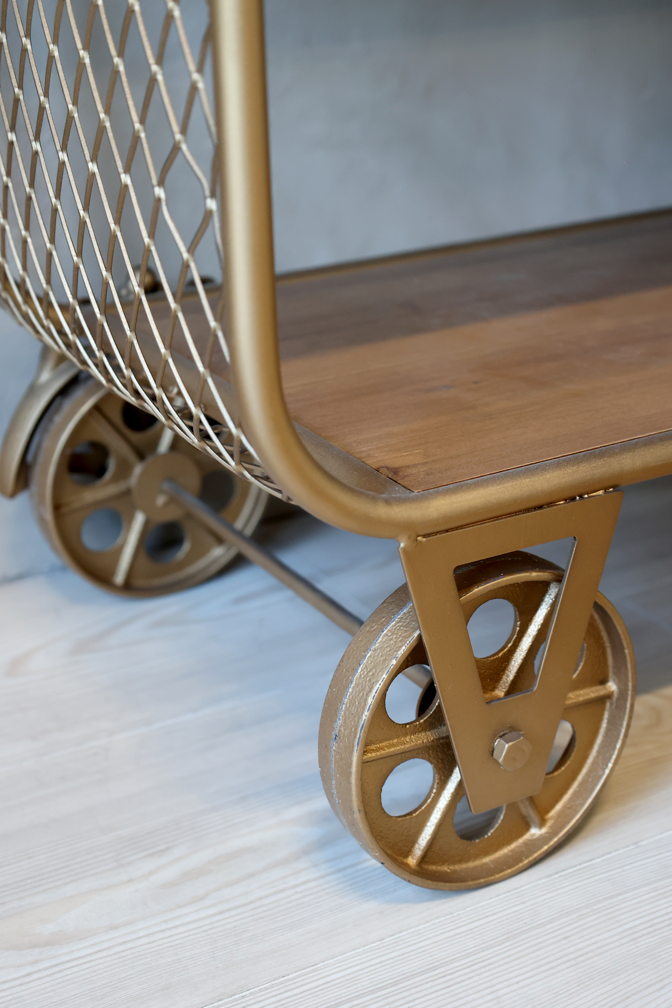 Vagn på hjul med trähyllor - Vagn - H99/L114/B35 cm - Antik Mässing - 6