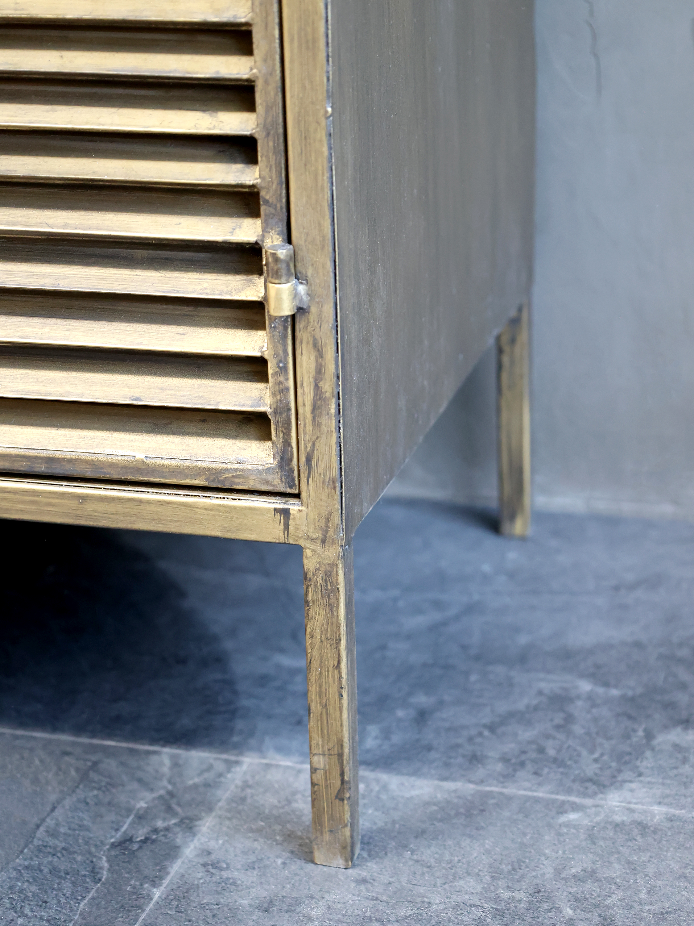 Cabinet with 2 slatted doors - Cabinet - H116/L60/W36.5 cm - Antique Brass - 7