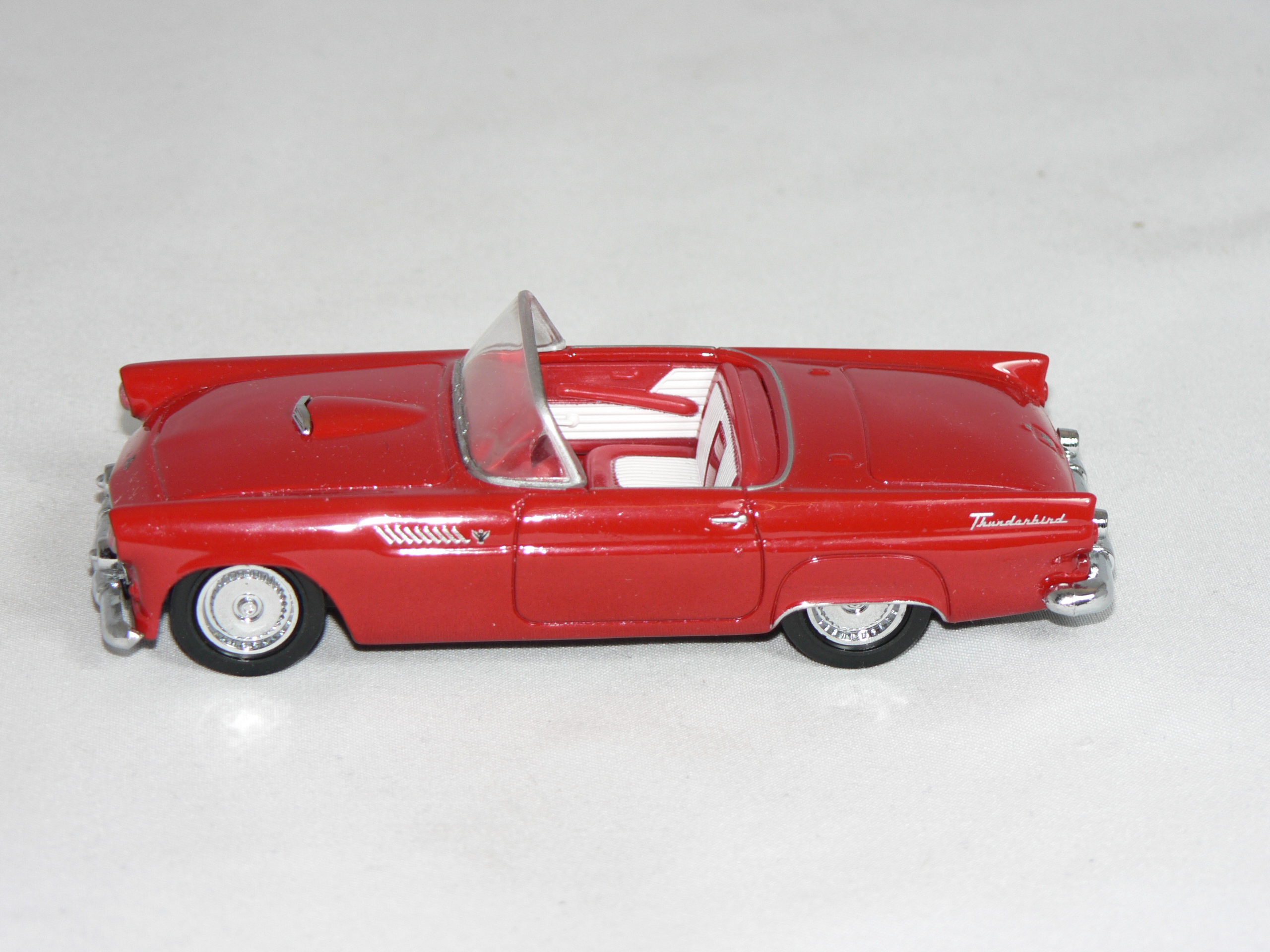 Ford  Thunderbird 1955 1:43 Dinkt Toys - 3