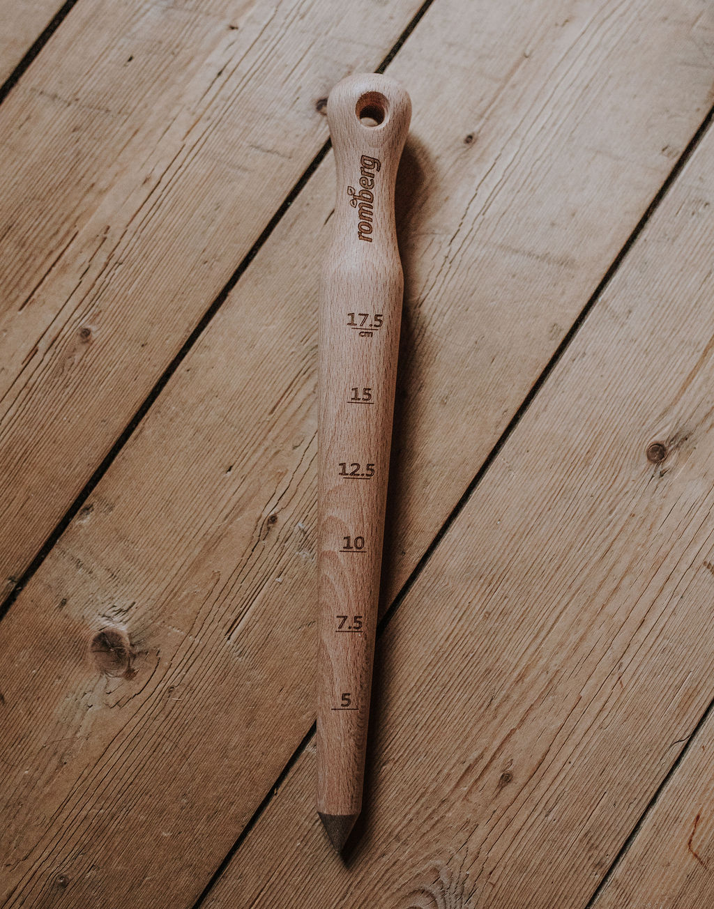 Planteringspinne i trä -17,5 cm
