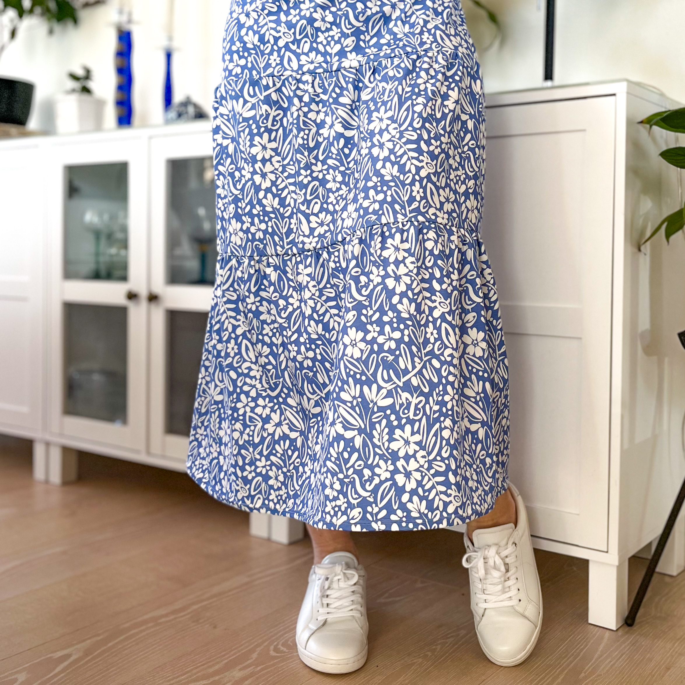 SLUTSÅLT! ekologisk bomull,   "Bluebird", metervara . 