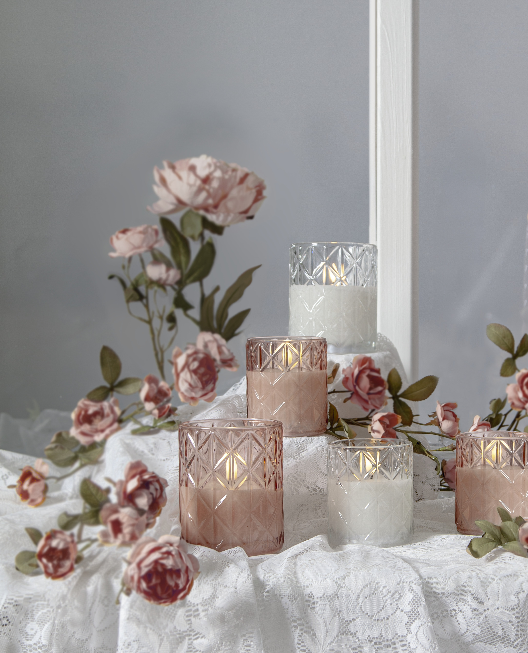 LED light - Battery light - Block light with glass lantern - Lantern - Pink - 10x8.5 cm - 2