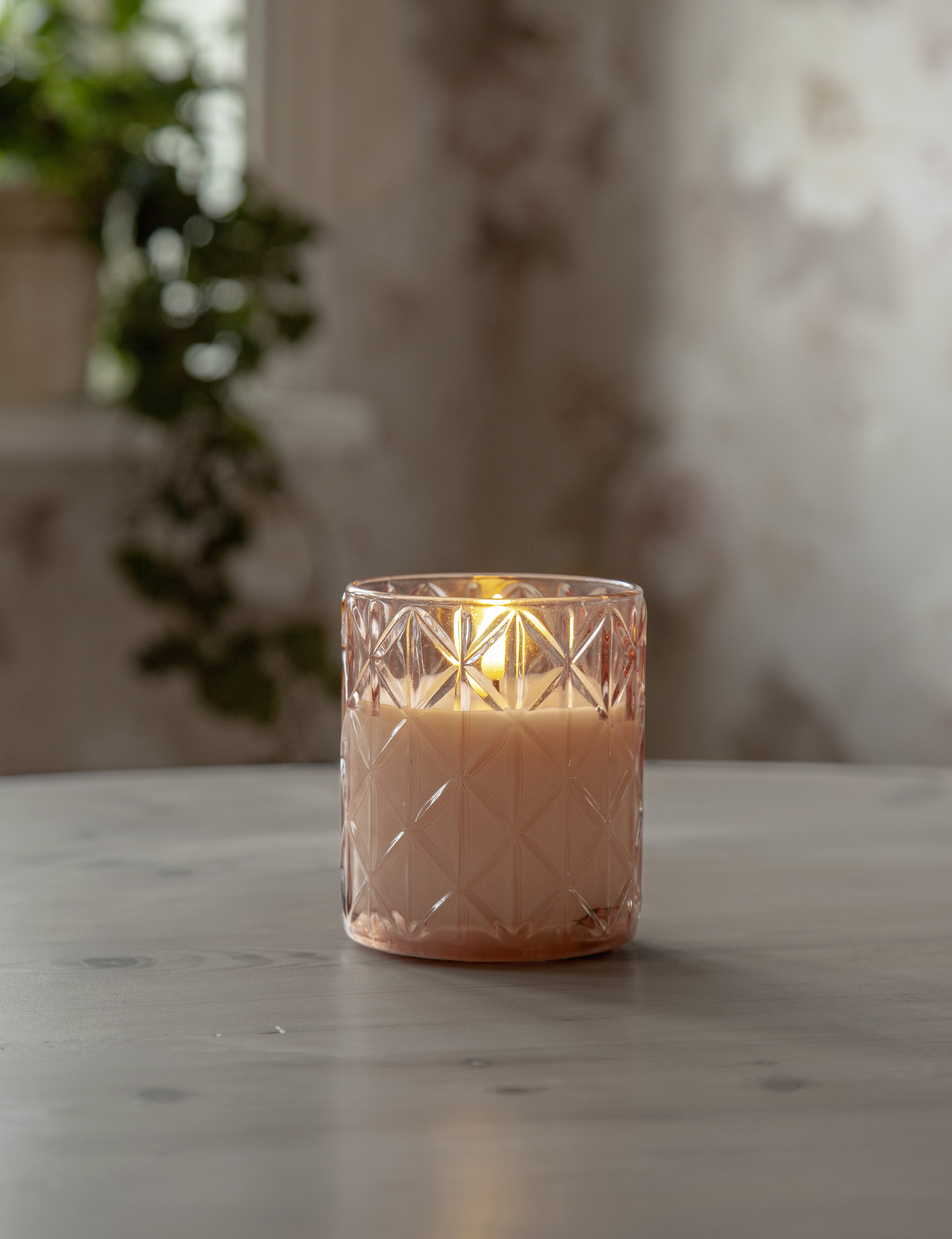LED light - Battery light - Block light with glass lantern - Lantern - Pink - 10x8.5 cm - 7