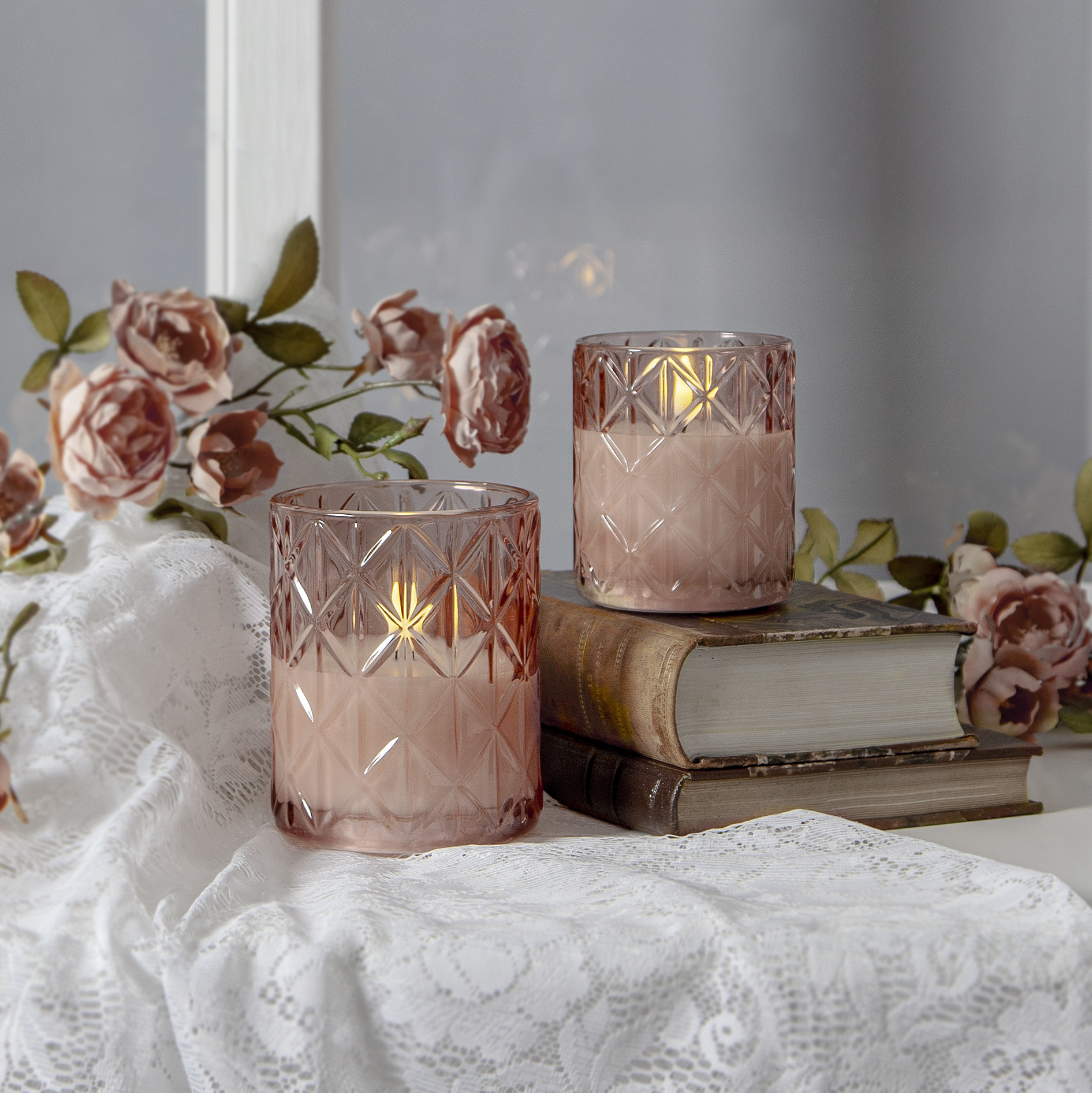 LED light - Battery light - Block light with glass lantern - Lantern - Pink - 10x8.5 cm - 3